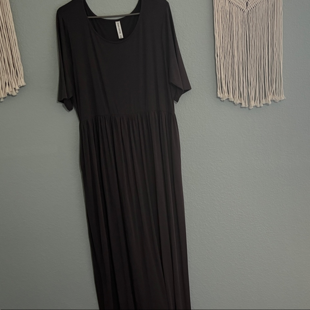 Zenana Outfitters Black Maxi Dress